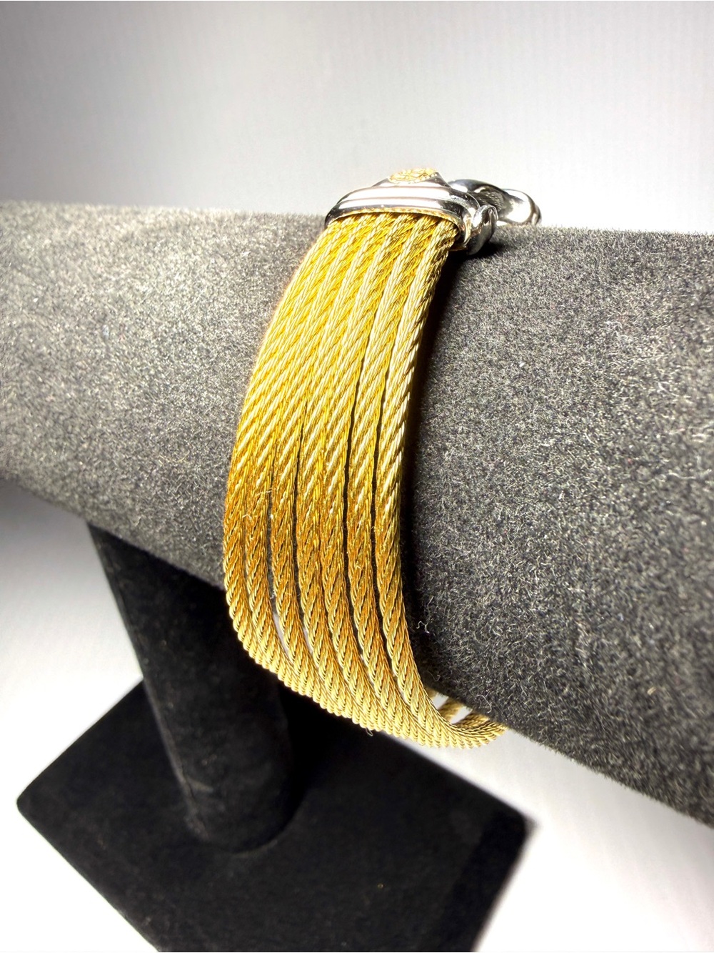 ALOR 18k Gold  Multi-Strand Cable Bracelet with Diamonds Pavé Curve - Picture 4 of 12